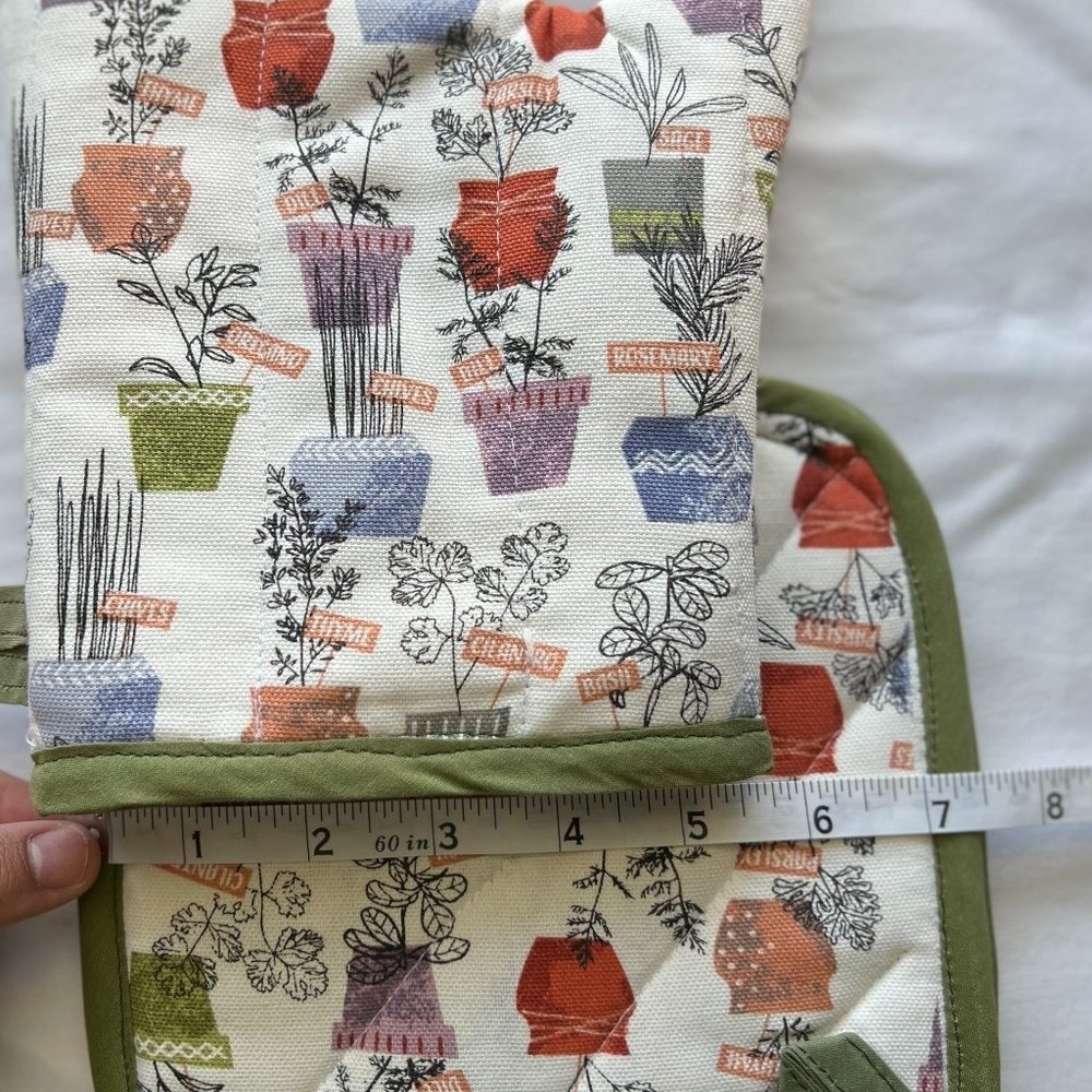 Oven Mitt and Pot holders bundle - Picture 11 of 13